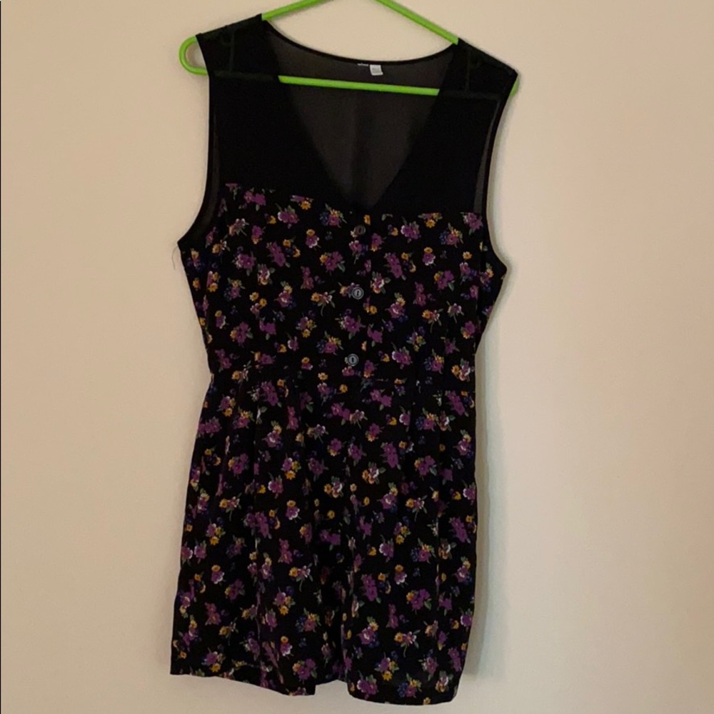Two dresses sz small